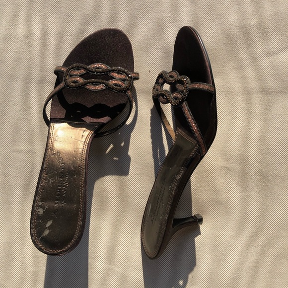 Strappy Brown Kitten Heel Sandal - Picture 3 of 6